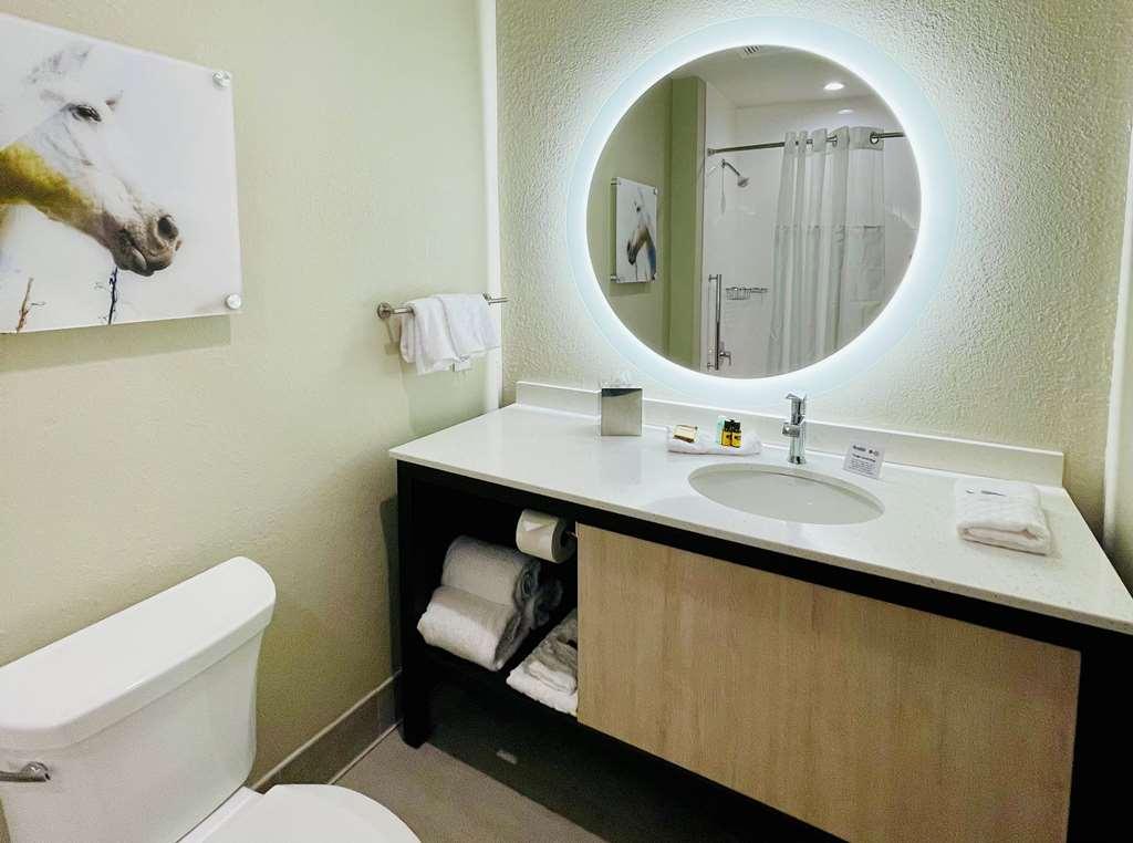 Best Western Plus Executive Residency Jackson Northeast Номер фото